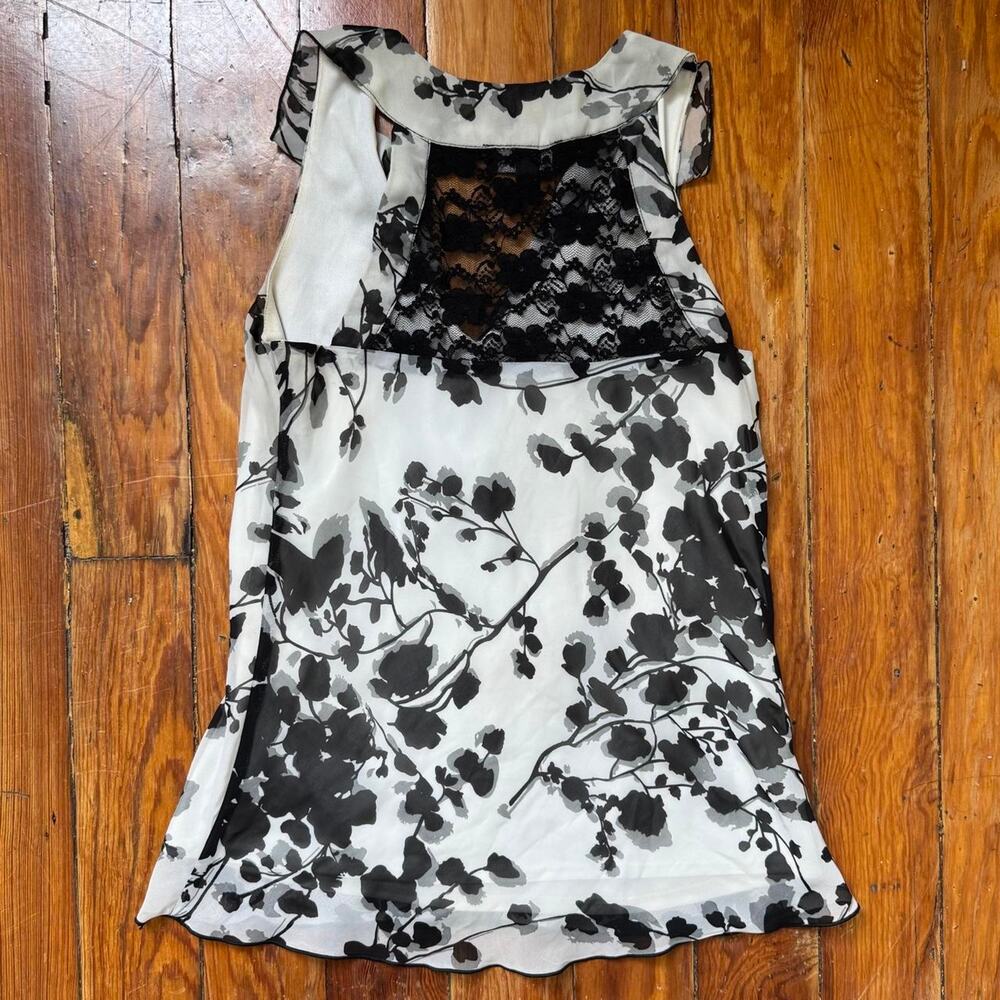 Y2k black & white floral top - Picture 2 of 3